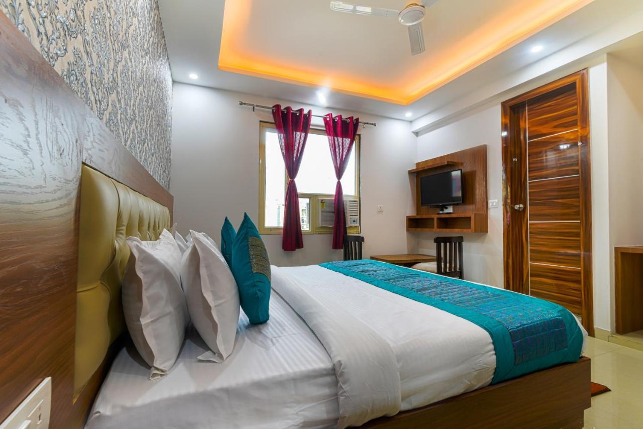 Hotel Urban Tree New Delhi Buitenkant foto